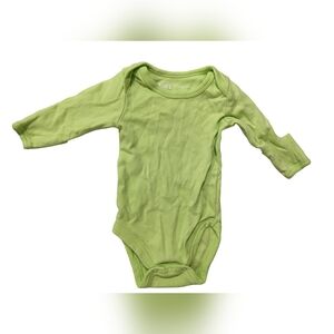 COPY - Bright green 0-3 month Onesie Bodysuit from Pact - brat green